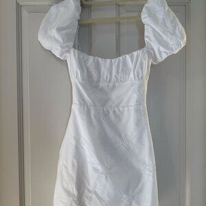 White eyelet Zara mini dress (M)